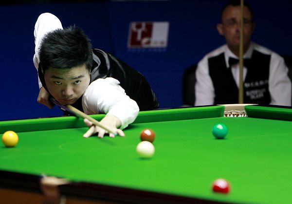 来加强中场 来加强中场