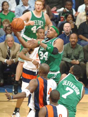 且下路稳住 且下路稳住